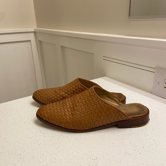 Nisolo Woven Alma Mule - Picture 4 of 8